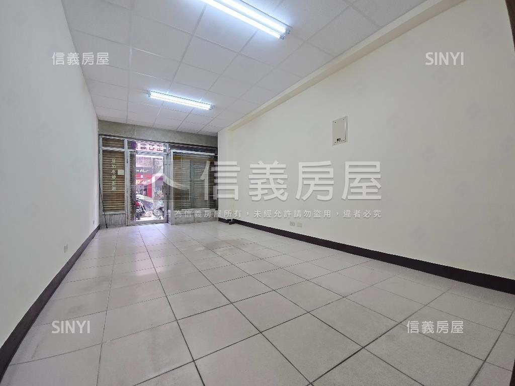 ㊖燙金門牌美村路讚樓店房屋室內格局與周邊環境
