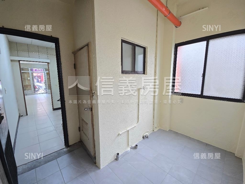 ㊖燙金門牌美村路讚樓店房屋室內格局與周邊環境