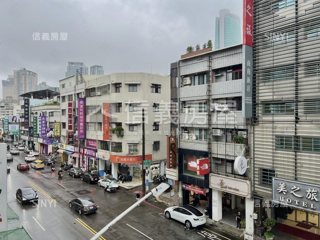 勤美商圈電梯採光三房房屋室內格局與周邊環境