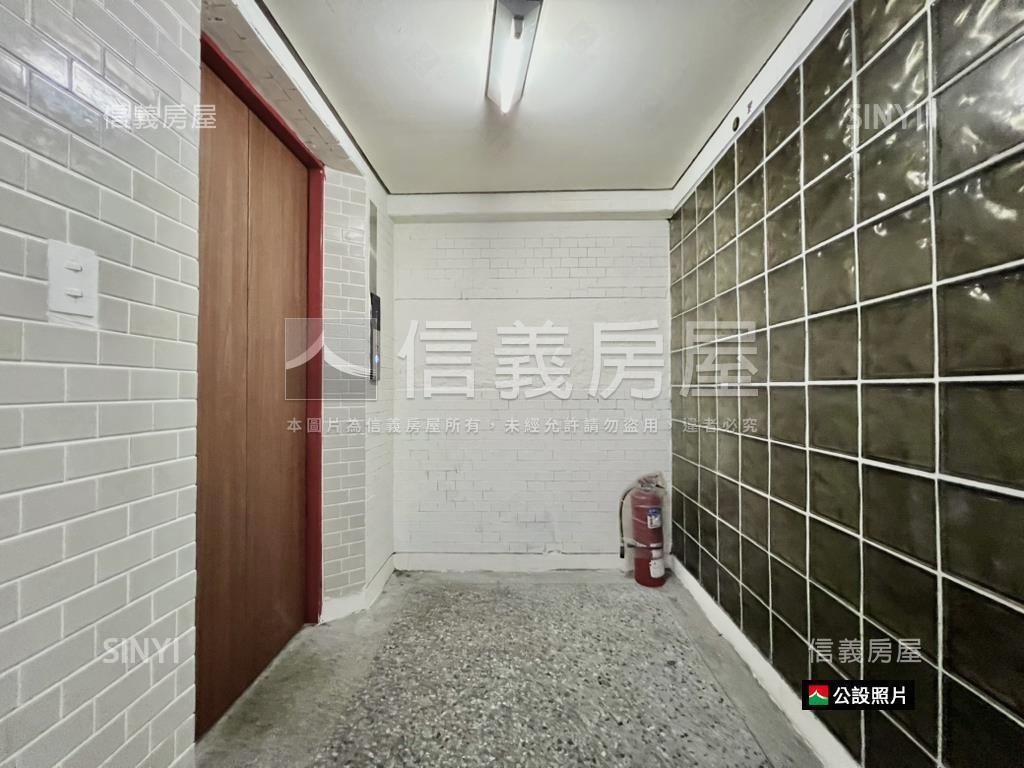 勤美商圈電梯採光三房房屋室內格局與周邊環境