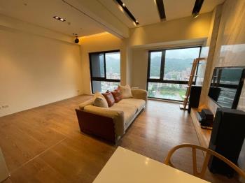 山景．移動光城