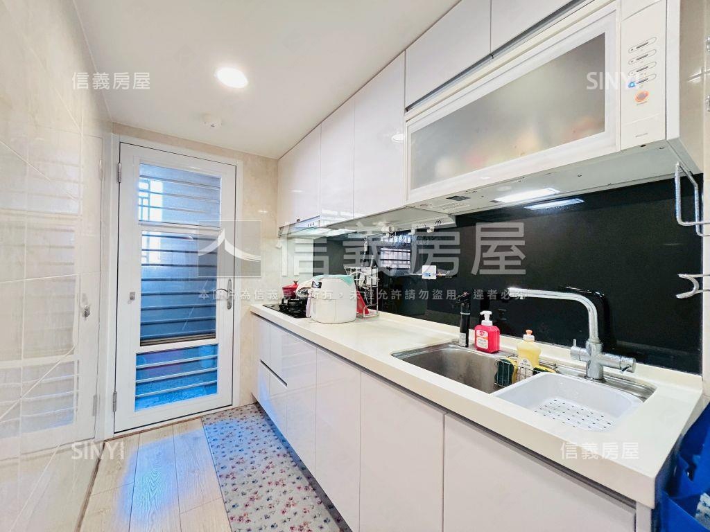 和發ＬａＶｉｅ三房車位房屋室內格局與周邊環境