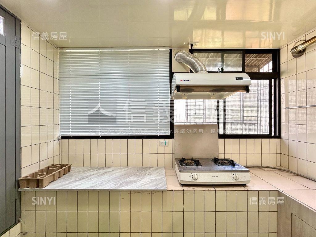 國盛精緻美裝二房房屋室內格局與周邊環境