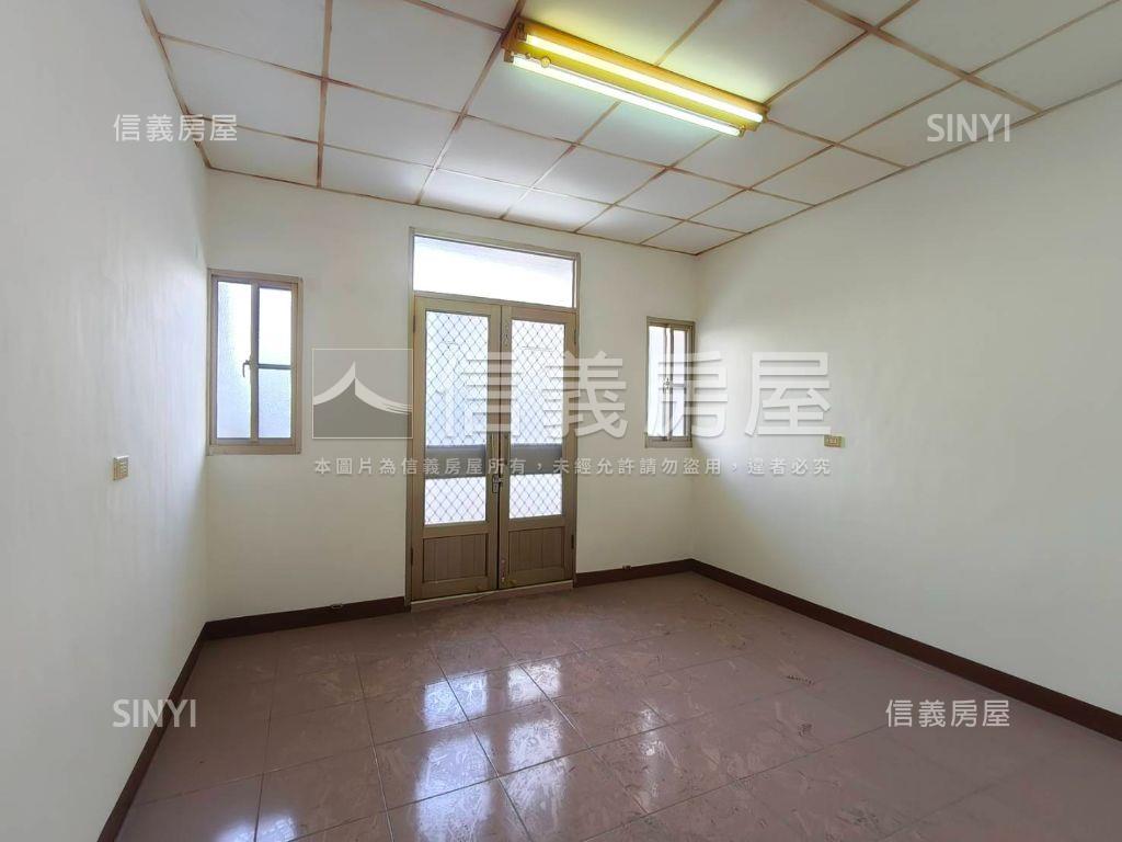 近道明聖功輕軌活巷透天房屋室內格局與周邊環境