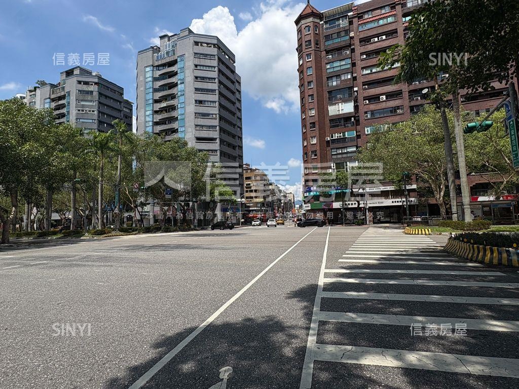 近大巨蛋旁３房車位房屋室內格局與周邊環境