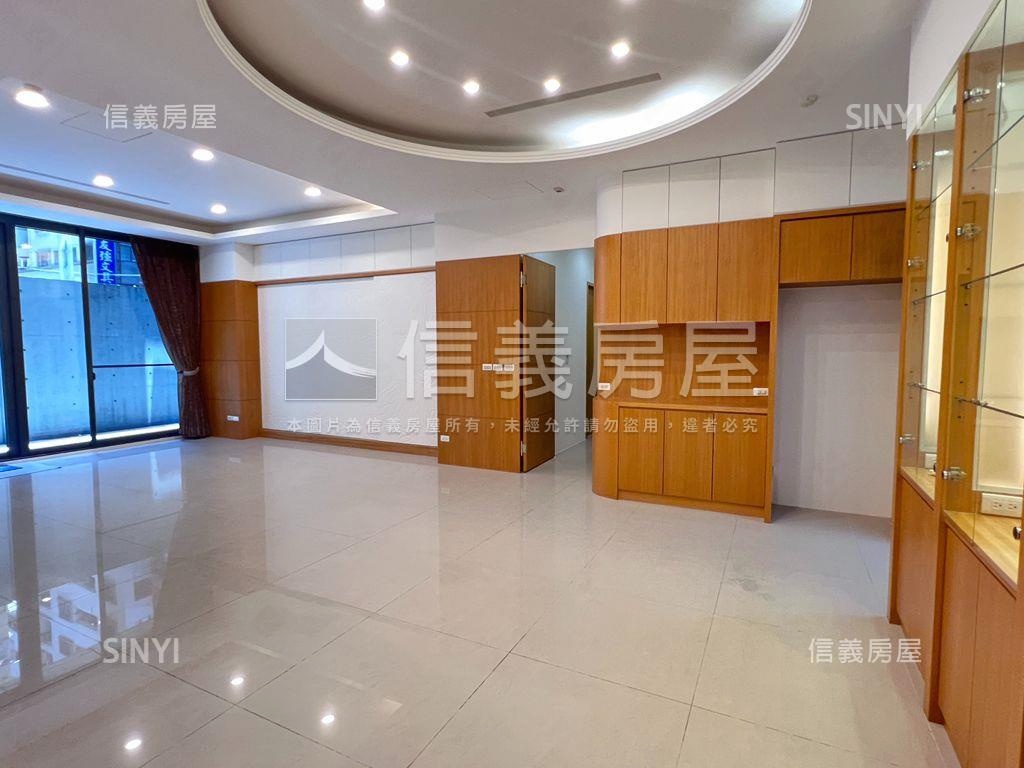 近大巨蛋旁３房車位房屋室內格局與周邊環境