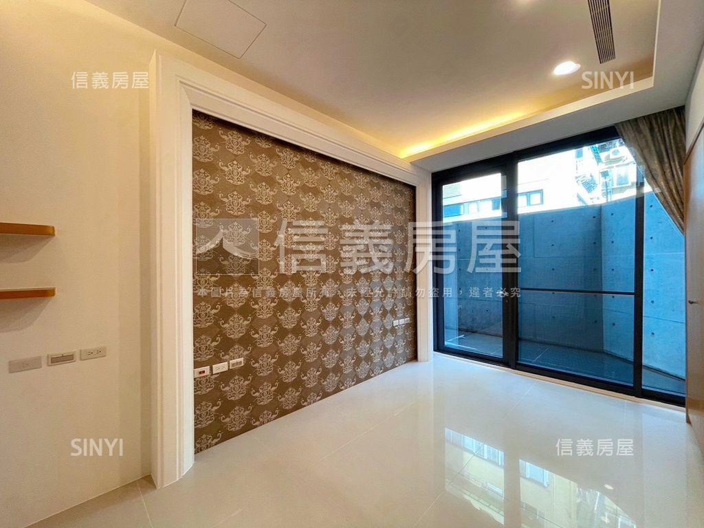 近大巨蛋旁３房車位房屋室內格局與周邊環境