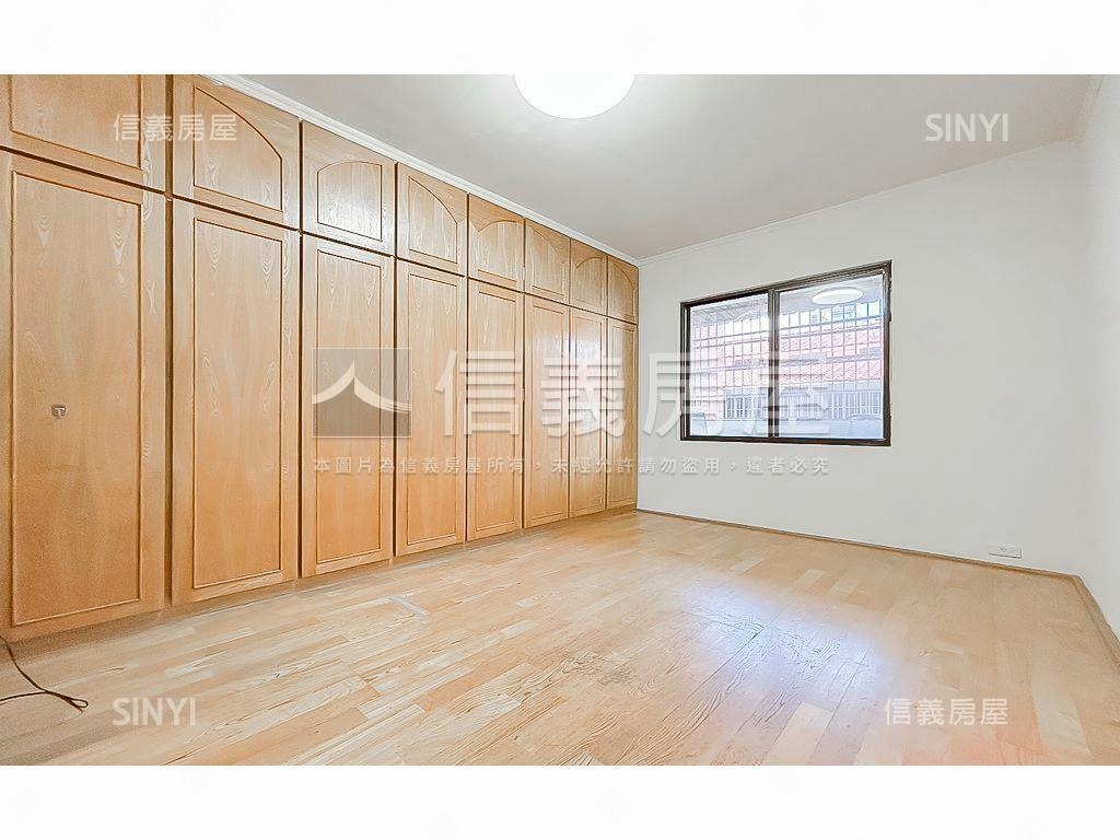 北屯近一點利三房＋車位房屋室內格局與周邊環境