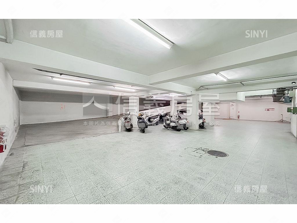 北屯近一點利三房＋車位房屋室內格局與周邊環境