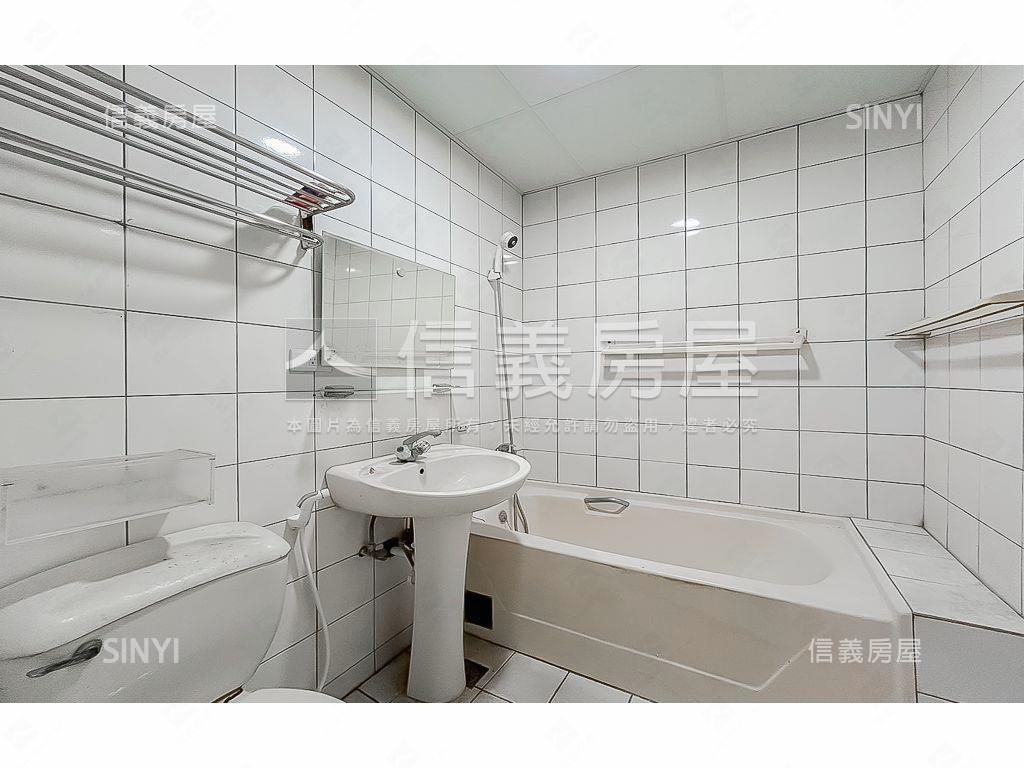 北屯近一點利三房＋車位房屋室內格局與周邊環境