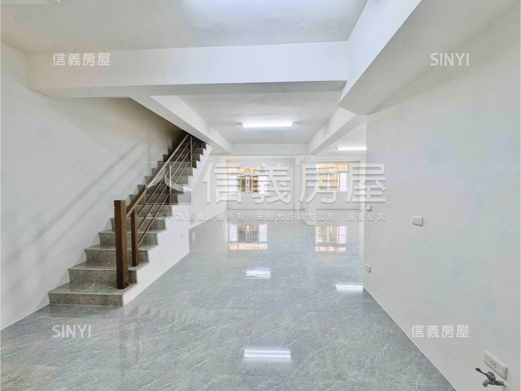 仁武．仁忠路吃市面寬店透房屋室內格局與周邊環境