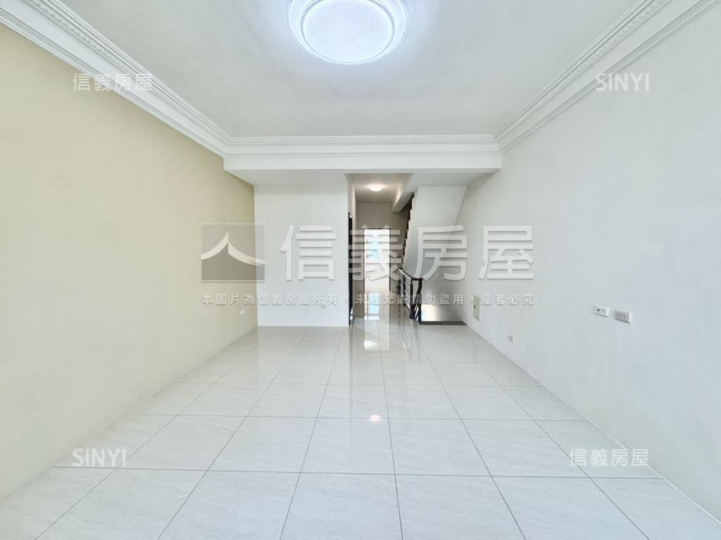 仁武．仁忠路吃市面寬店透房屋室內格局與周邊環境