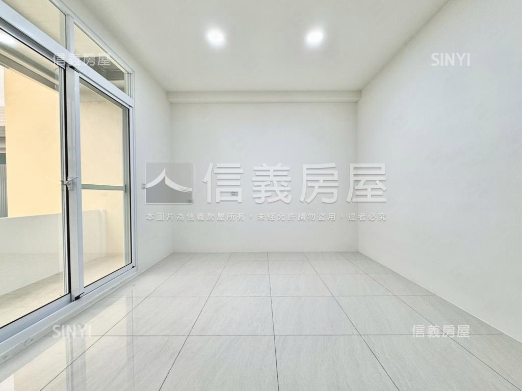 仁武．仁忠路吃市面寬店透房屋室內格局與周邊環境