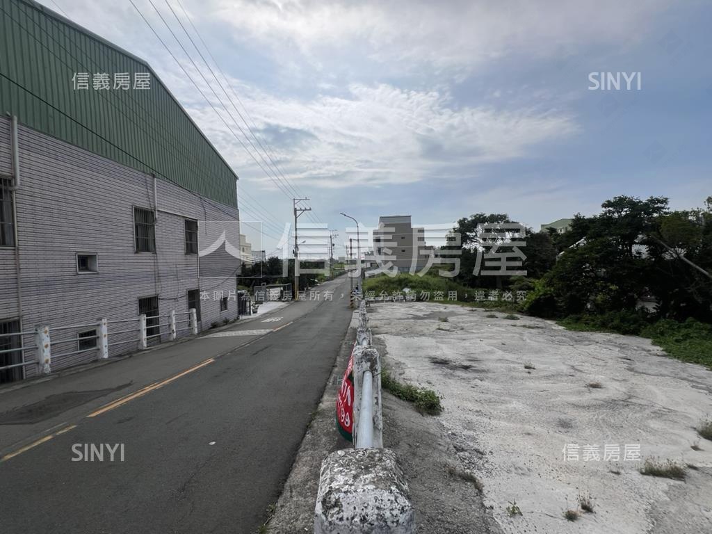 龍井木本段臨路土地房屋室內格局與周邊環境
