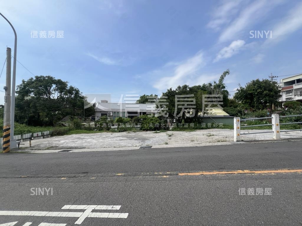 龍井木本段臨路土地房屋室內格局與周邊環境