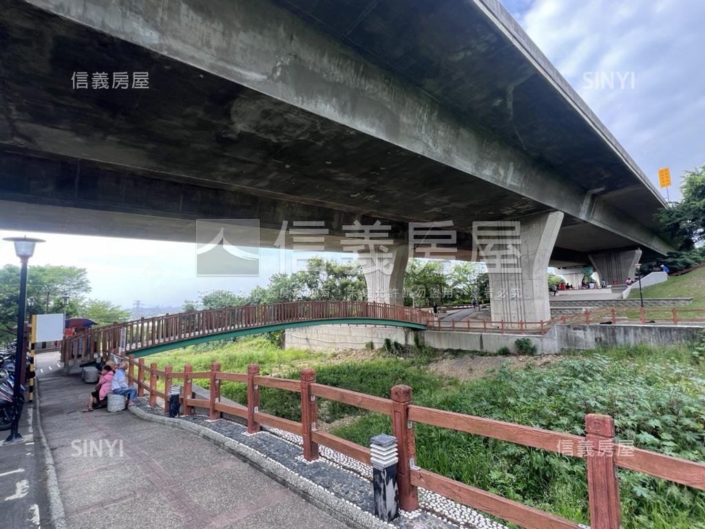 龍井木本段臨路土地房屋室內格局與周邊環境