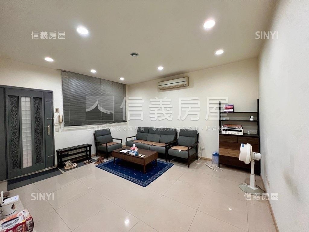 近伊通街一樓可住可辦巷寬房屋室內格局與周邊環境