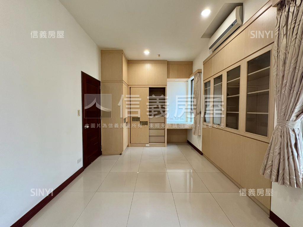 專任安邦綠苑三房平車房屋室內格局與周邊環境