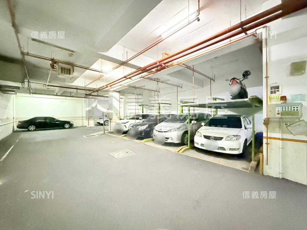 五期陽光綠郡三房車位房屋室內格局與周邊環境