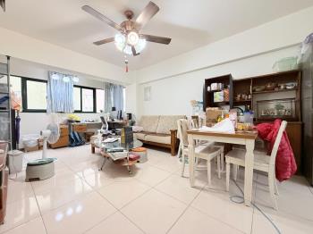 五期陽光綠郡三房車位