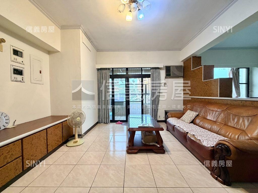 三面採光雙衛開窗三房車位房屋室內格局與周邊環境