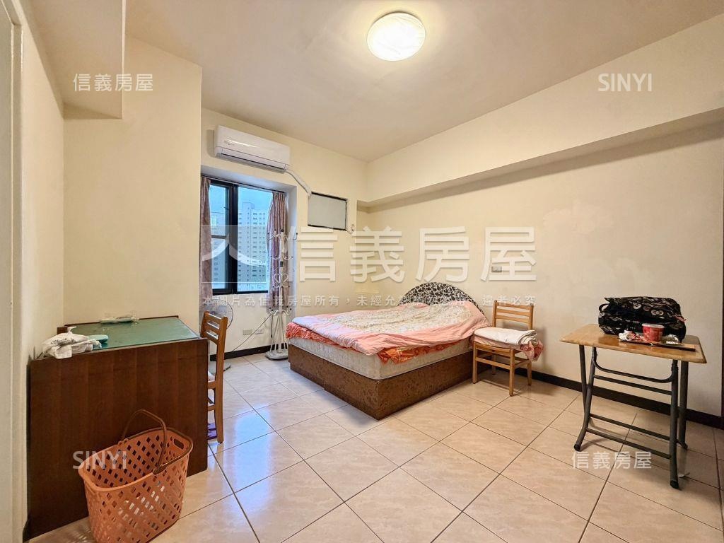 三面採光雙衛開窗三房車位房屋室內格局與周邊環境