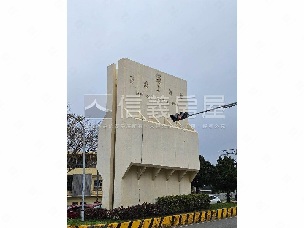 近明新低總價投資四房房屋室內格局與周邊環境
