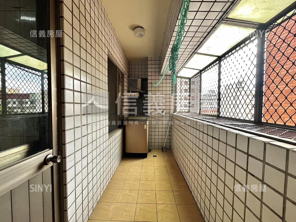 國雄新家裝潢兩房房屋室內格局與周邊環境