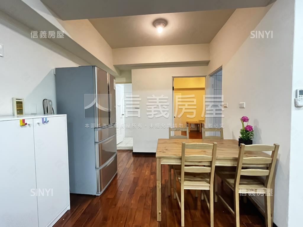 國雄新家裝潢兩房房屋室內格局與周邊環境