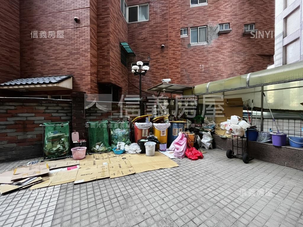 國雄新家裝潢兩房房屋室內格局與周邊環境