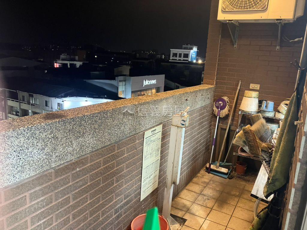 中友百貨旁順天中來辦公室房屋室內格局與周邊環境