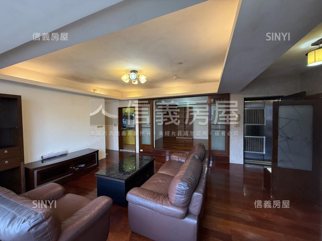 瞰１０１朝南明亮三房美廈房屋室內格局與周邊環境