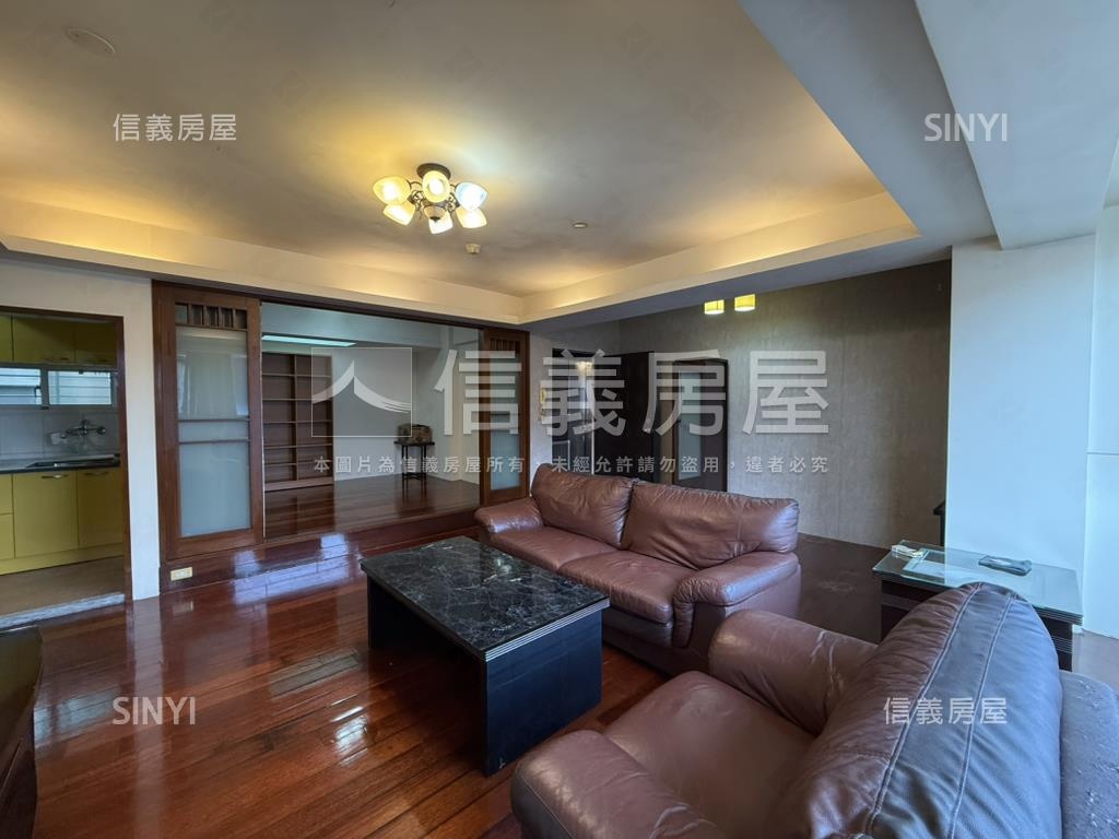 瞰１０１朝南明亮三房美廈房屋室內格局與周邊環境