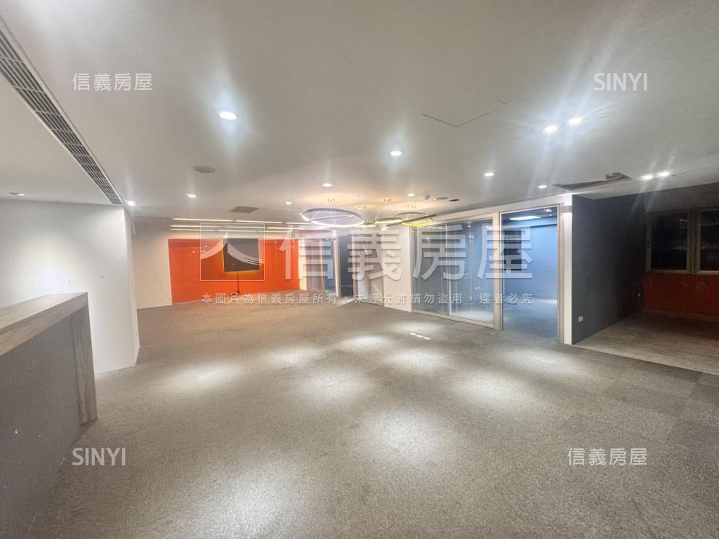 南京復興氣派辦公室房屋室內格局與周邊環境