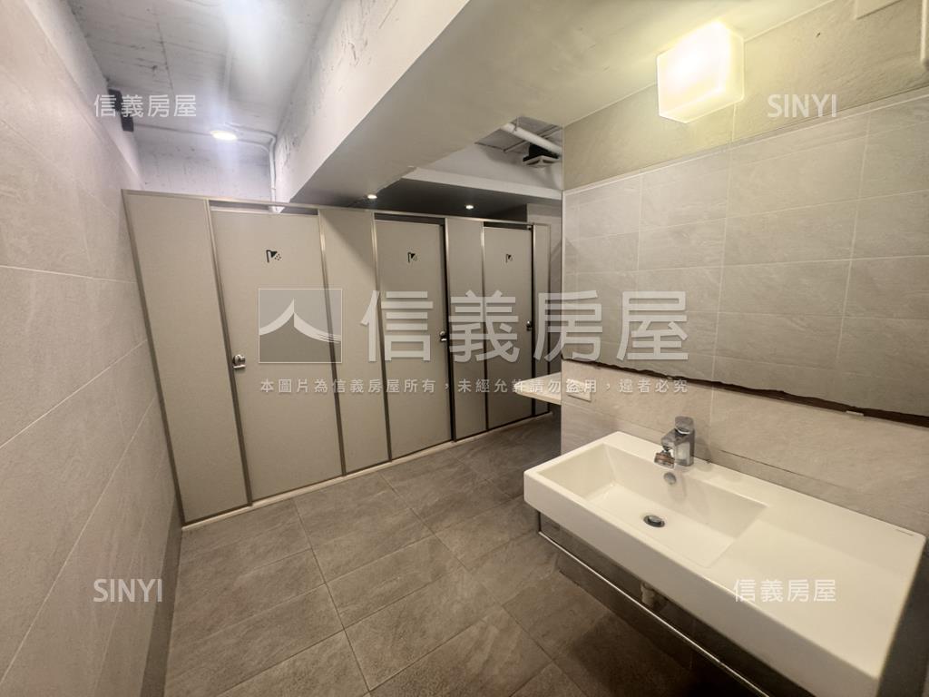 南京復興氣派辦公室房屋室內格局與周邊環境