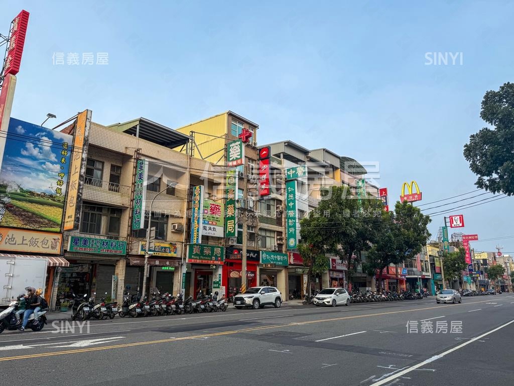 近台積電友樂市車位溫馨宅房屋室內格局與周邊環境