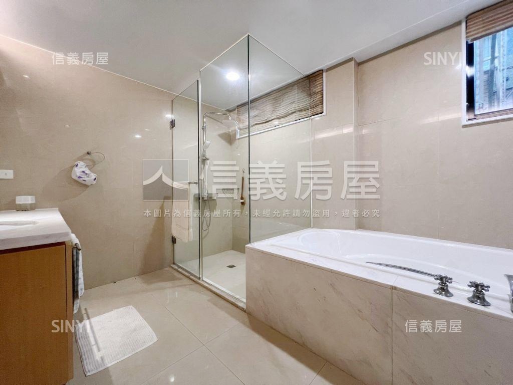宏國大鎮｜靜謐挑高名邸房屋室內格局與周邊環境
