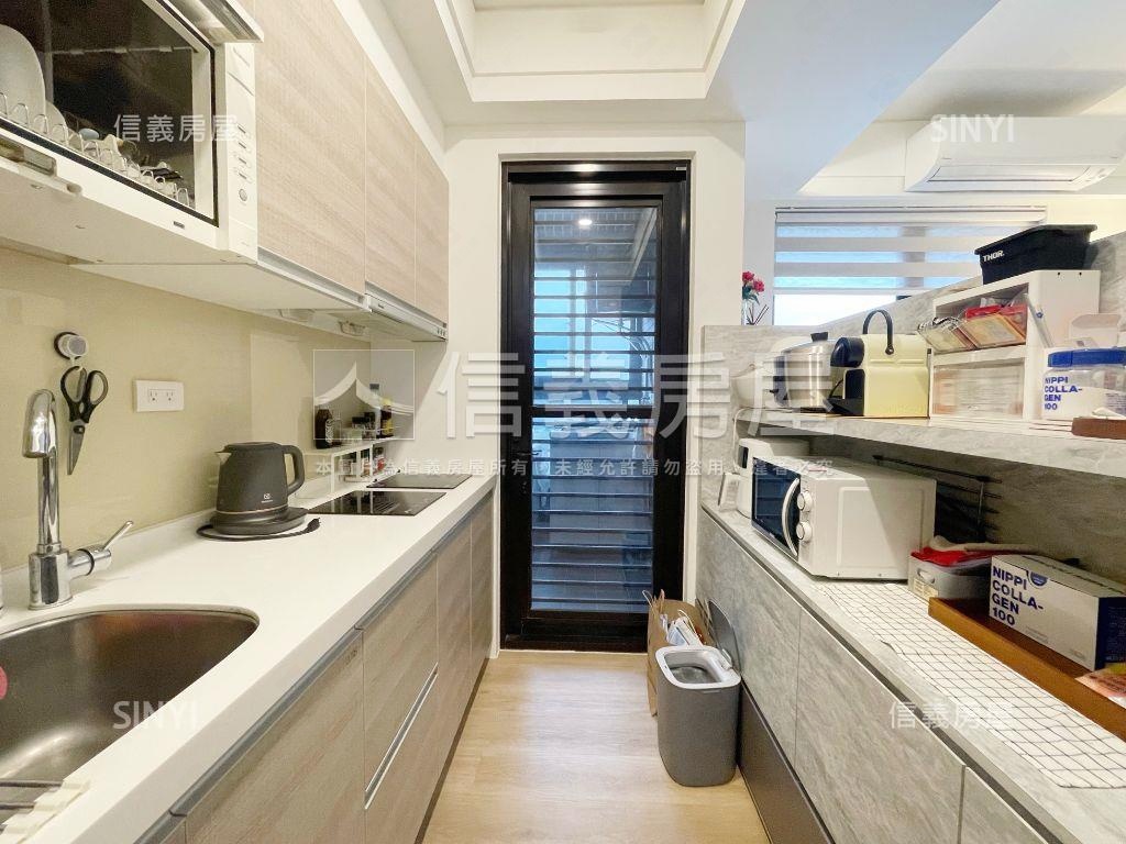 汐止漂亮２房歡迎參觀房屋室內格局與周邊環境