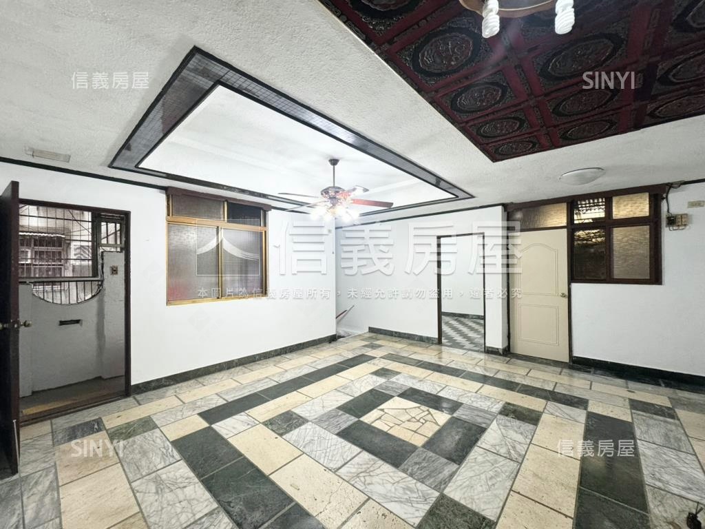 景華街住辦便捷一樓房屋室內格局與周邊環境