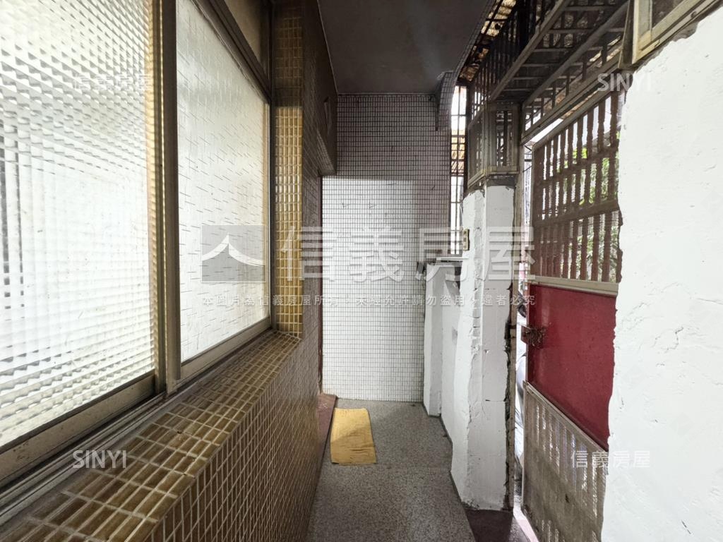 景華街住辦便捷一樓房屋室內格局與周邊環境