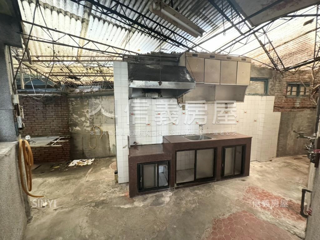 景華街住辦便捷一樓房屋室內格局與周邊環境