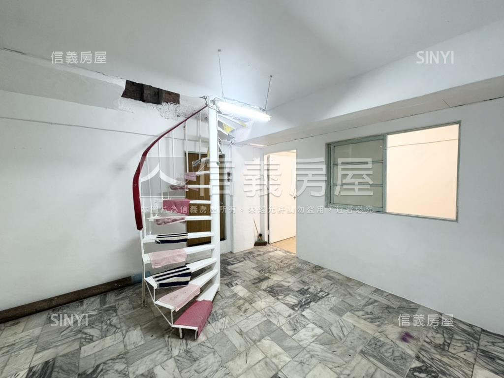 景華街住辦便捷一樓房屋室內格局與周邊環境