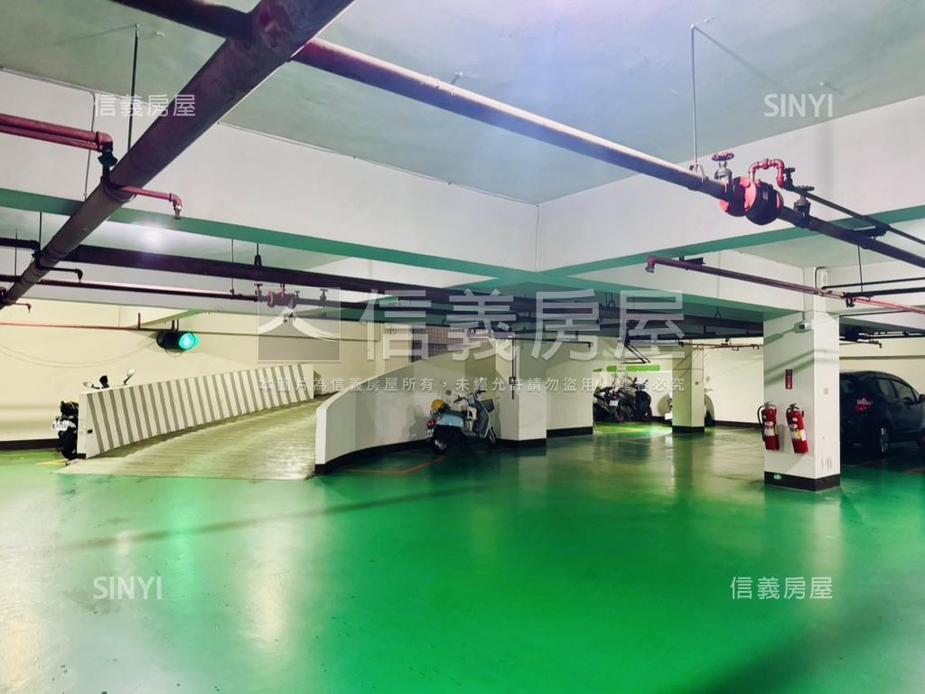 走路到校南應大５房３衛浴房屋室內格局與周邊環境