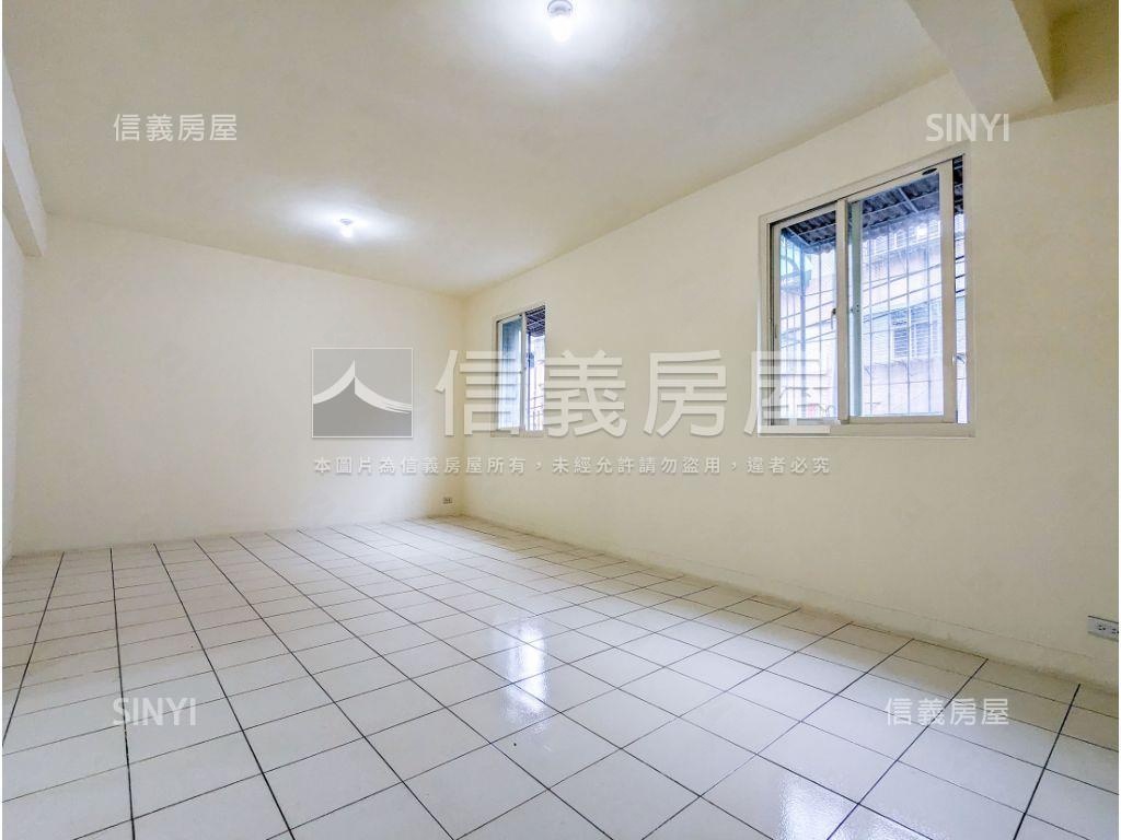 忠孝美寓黃金３樓房屋室內格局與周邊環境