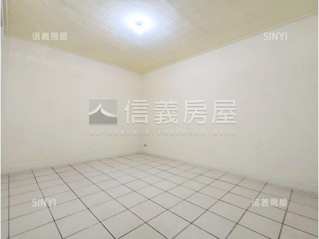 忠孝美寓黃金３樓房屋室內格局與周邊環境
