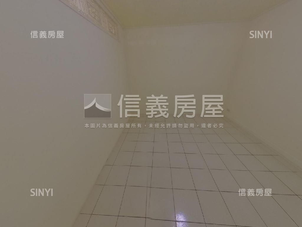 總站黃金三樓房屋室內格局與周邊環境