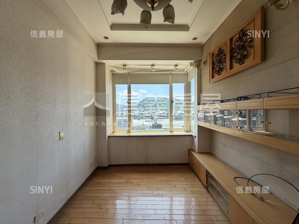 六張犁捷運●景觀採光美宅房屋室內格局與周邊環境