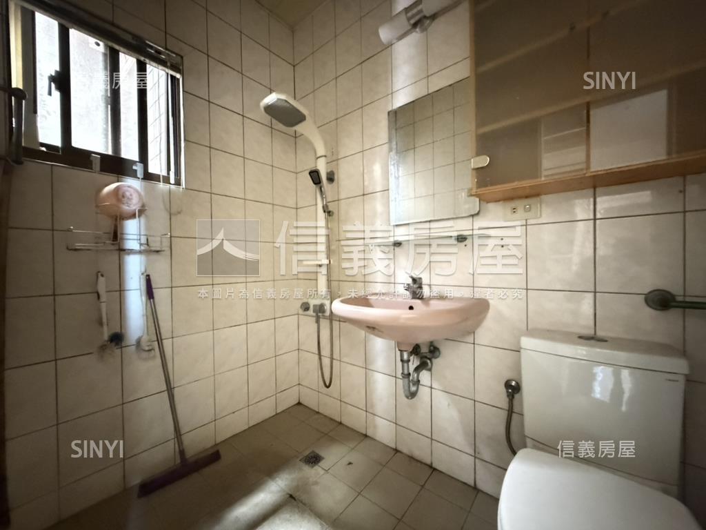 六張犁捷運●景觀採光美宅房屋室內格局與周邊環境