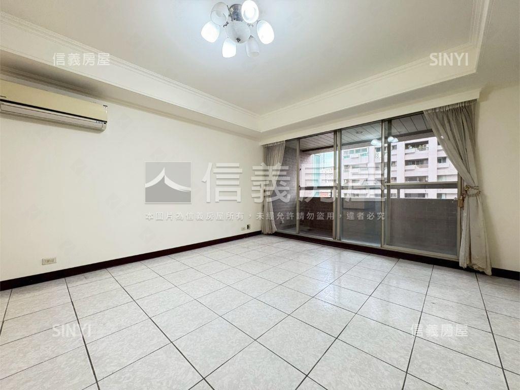 凱廈｜ＳＲＣ尊榮大宅４房房屋室內格局與周邊環境