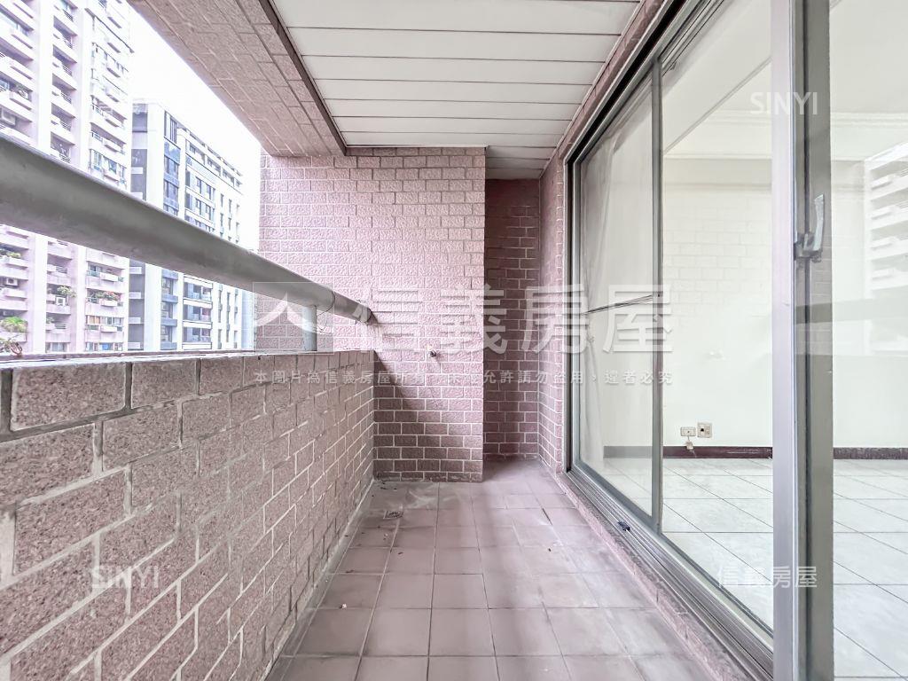 凱廈｜ＳＲＣ尊榮大宅４房房屋室內格局與周邊環境